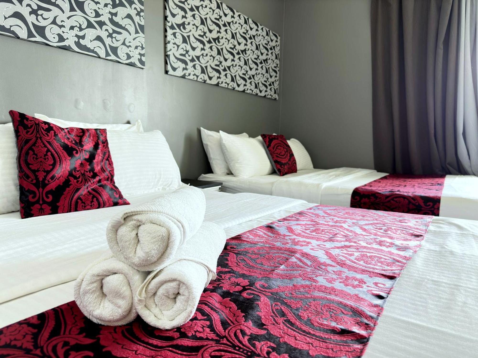 Cahaya Qaira Homestay @ D'Perdana Κότα Μπάρου Εξωτερικό φωτογραφία