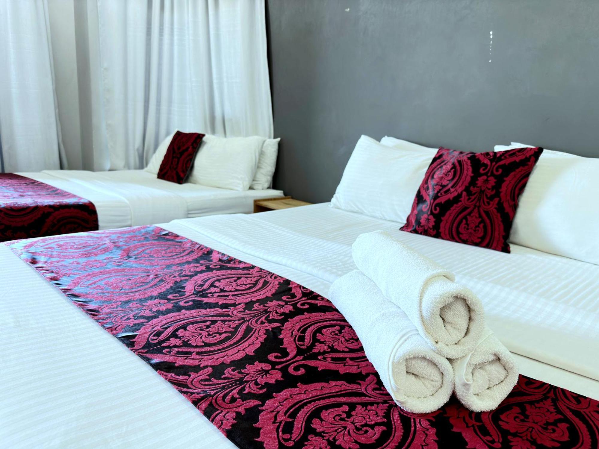 Cahaya Qaira Homestay @ D'Perdana Κότα Μπάρου Εξωτερικό φωτογραφία
